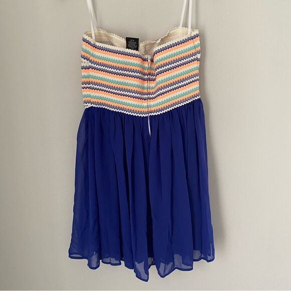 B. darlin Juniors Strapless Mini Dress size 9/10 - Picture 3 of 3